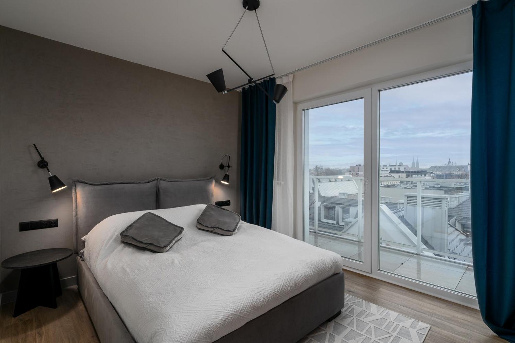 Nice View Apartment, Free Underground Parking, City Square 6 Min Вроцлав Экстерьер фото